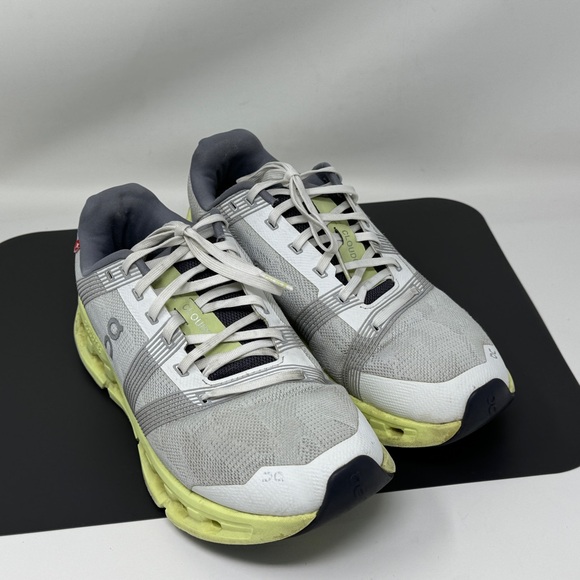 On Cloudgo gray and light lime green running shoes size 9 - Picture 2 of 13